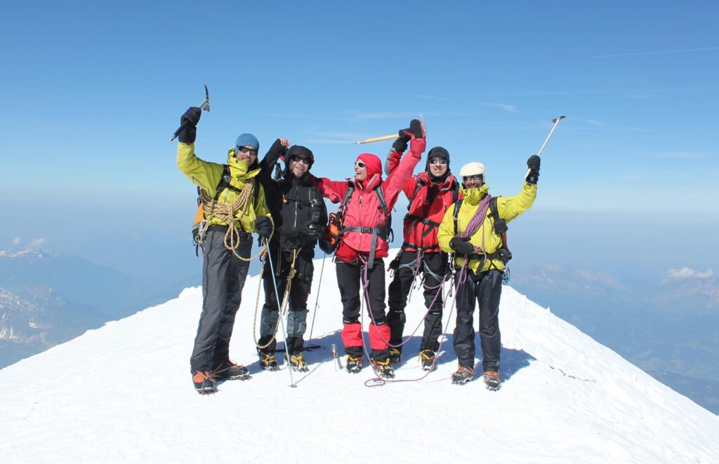 Gisèle Lafond - Montagne et Diabète 2010 - Ascension Mont Blanc et Dôme des Ecrins